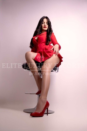 Escort-Sophia-02