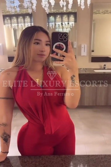 Escort-Sophia-01