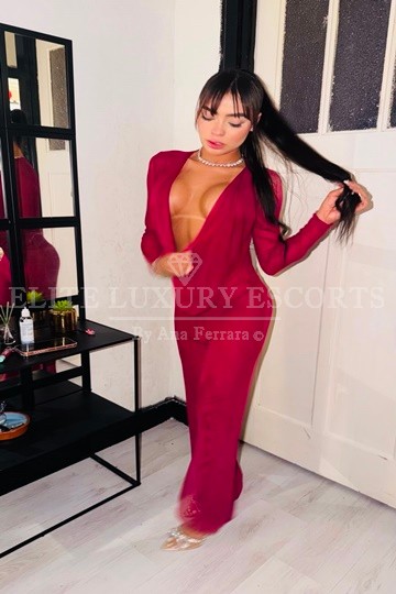 Escort-Juliana-14
