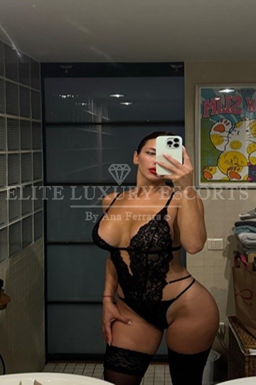 Escort-Adriana-04